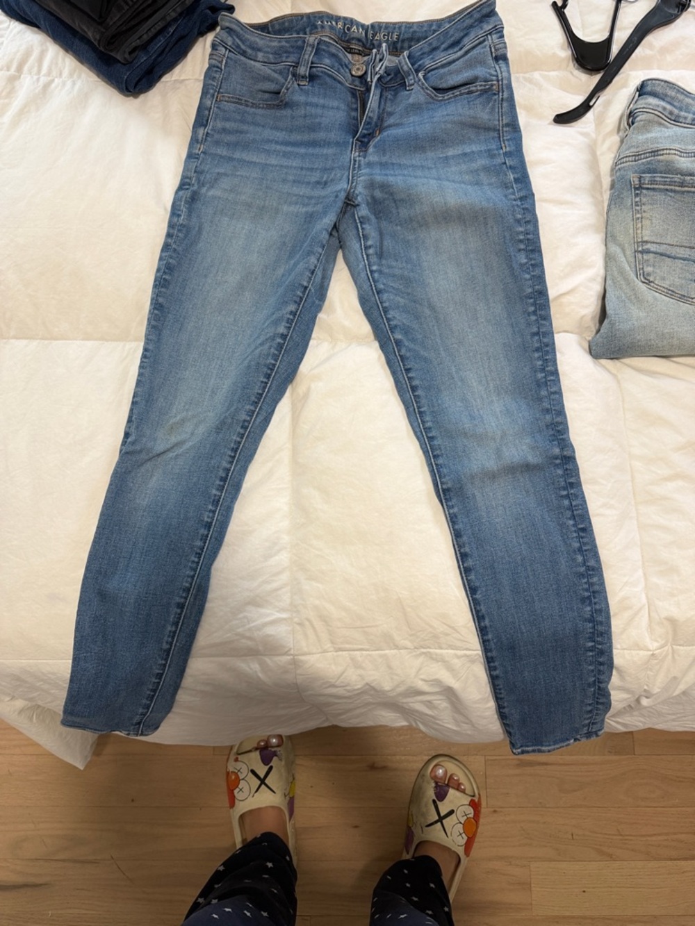 American Eagle Outfitters Light Blue Skinny Jeans